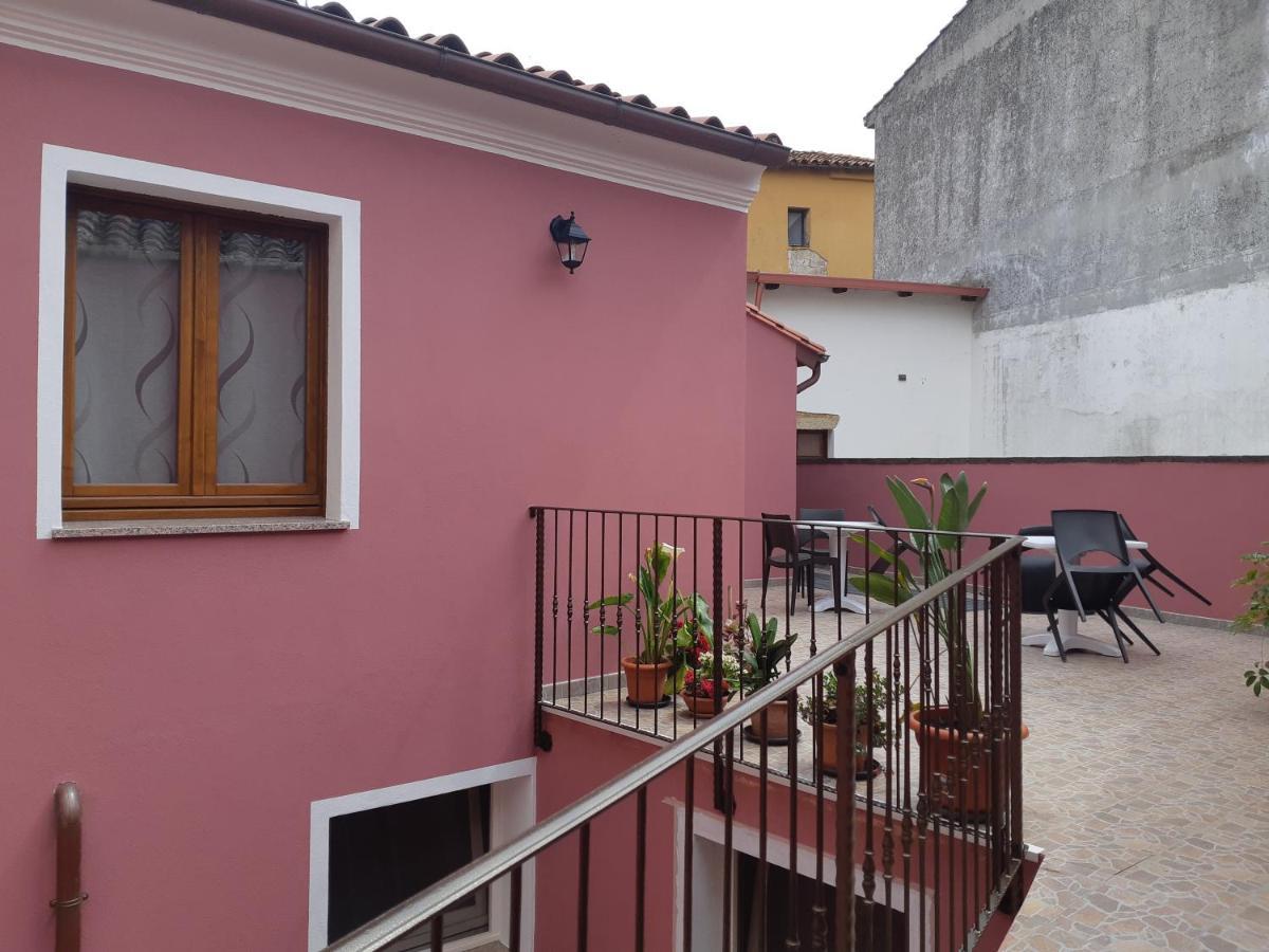 B&B La Genuina Guspini Extérieur photo